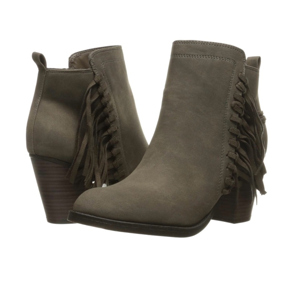 Sugar Women’s Vine Fringe Ankle Bootie: Stone Gray; size 8; worn very few times